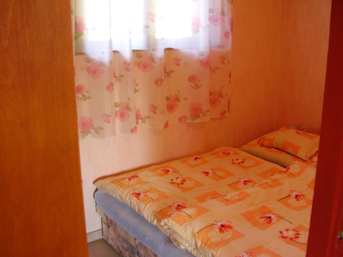 Andrea Apartman 자르마디 외부 사진